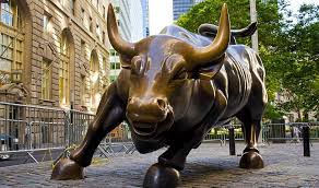 Statue of a bull on Wall Street, NY